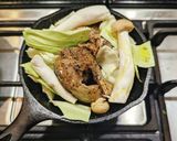 スキレットで黒いサヴァ缶のチーズ焼き作り方2写真