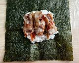 【朝食】きんぴらと豚肉チーズのおにぎらず作り方2写真
