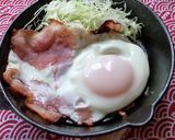 スキレットdeベーコンエッグ♪作り方1写真