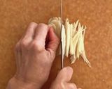 生姜たっぷり白菜と豚肉の塩麹煮込み作り方1写真