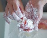 梨と白きくらげの豚肉巻き作り方4写真
