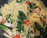 鶏ハムでトマトパスタ！お正月残り物活用！作り方4写真