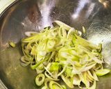 豚バラ肉のネギ塩なべ作り方3写真