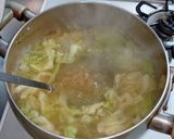 キャベツのお味噌汁に落とし卵作り方3写真