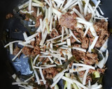 大根の皮と出し殻の梅肉炒め作り方2写真