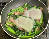 ほうれん草とベーコンの目玉焼き作り方5写真