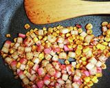 紅白かまぼことコーンのバターめんつゆ炒め作り方5写真
