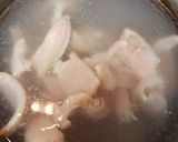 鶏皮とキュウリのごまポン和え…みそ汁も♪作り方1写真