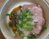 鍋や汁物に♪ 鶏団子作り方2写真