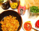 大粒なめことカイワレで☀ピリ辛巣ごもり卵作り方3写真