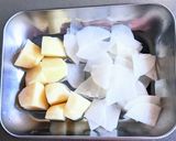 なめこと大根・じゃがいもの味噌汁作り方2写真