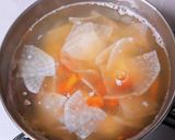 なめこと大根・じゃがいもの味噌汁作り方5写真
