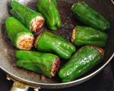 ☆簡単☆まるごとピーマンの肉詰め煮込み作り方5写真