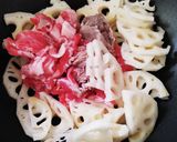 蓮根が主役！野菜たっぷり甘辛肉炒め♪作り方1写真