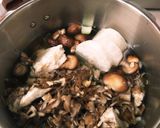 きのこと肉団子の味噌バター汁作り方2写真