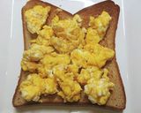 朝食にぴったり刻みのりと卵のマヨトースト作り方3写真