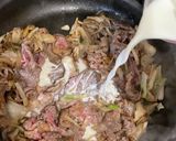 牛肉とキノコのストロガノフ風作り方5写真