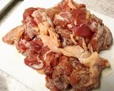 とりもも肉のシャリアピンソテー作り方1写真