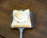 贅沢チーズのホットサンド【キャンプ飯】作り方4写真