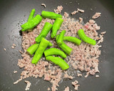 塩昆布で味付け簡単！ひき肉とししとう炒め作り方4写真