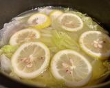 豚肉と白菜の塩レモンスープ作り方3写真