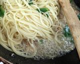簡単！ベーコン小松菜ナッツの味噌パスタ作り方2写真