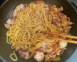 にんにくが決め手！ソース焼きそば作り方3写真