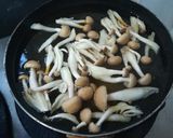 ヘルシースープ！しめじ白滝わかめ作り方1写真