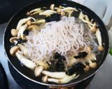 ヘルシースープ！しめじ白滝わかめ作り方3写真