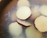 白味噌の味噌汁●さつまいもの味噌汁作り方1写真