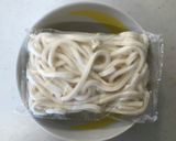 ５分で簡単♪ねぎ塩カルビの焼きうどん作り方1写真