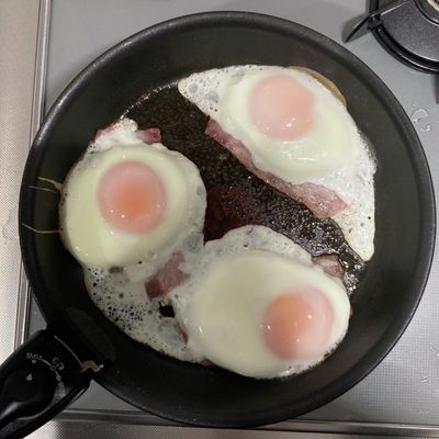 ストリングティング ベーコン エッグ 目玉焼き ピンク Amazon | 目玉焼き 型 (4個セット) 目玉焼き リング 目玉焼き 金