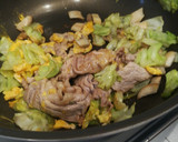 キャベツとエリンギの焼肉風炒め丼作り方6写真
