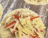ちょこっとおつまみ！餃子の皮でしらすピザ作り方3写真