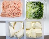 鶏ひき肉と蕪と豆腐のそぼろあんかけ作り方1写真
