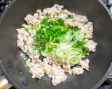 鶏ひき肉と蕪と豆腐のそぼろあんかけ作り方3写真