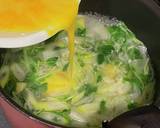 豆苗とネギの中華風かきたまスープ作り方5写真