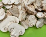 マッシュルームと大豆 の 醤油麹ソテー作り方1写真