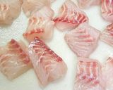 白身魚(メジナ)のフライにソース添え作り方1写真