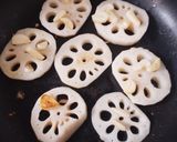 ワインに合う♪蓮根のにんにくバター醤油作り方4写真