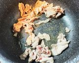 簡単！長ネギと豚こまの塩麹スープ作り方3写真