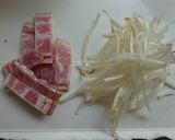 5分で完成★もやしとベーコンの中華スープ作り方1写真