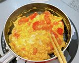 余った唐揚げ活用♪トマトの卵炒めにのせて作り方6写真
