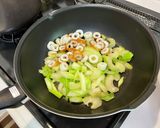 セロリとちくわの塩麹きんぴら作り方5写真