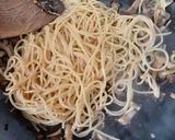 きのこたっぷり★ガリバタ醤油パスタ作り方5写真