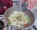 包丁いらず！サバ缶とカット野菜炒め作り方2写真