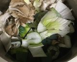 まいたけと焼き豆腐の味噌汁作り方1写真