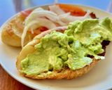 悶絶の美味しさ✿塩麹ワカモレ✿作り方3写真