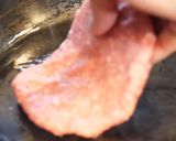 最速のハンバーグ。肉・塩・胡椒・砂糖だけ作り方3写真