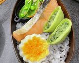 令和五年　睦月二十四日　鮭弁当作り方3写真